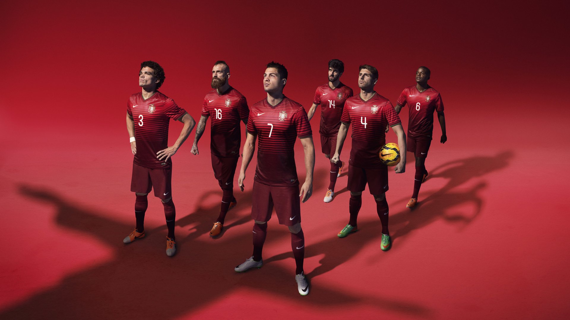 世界杯激燃时刻：经典瞬间不断流传！，世界杯超燃视频